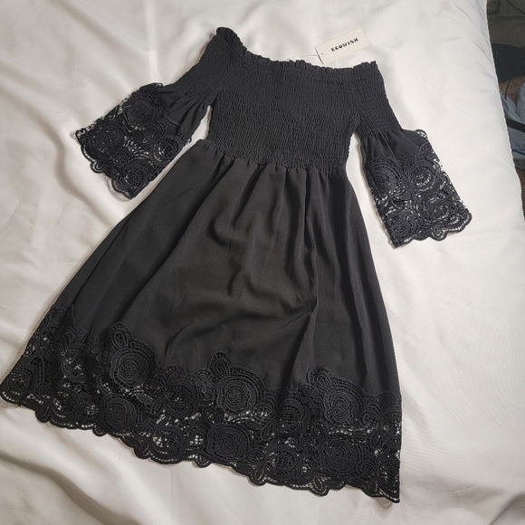 NEW Womens lace dress - Picture 7 of 7
